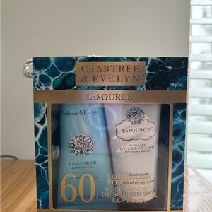 Crabtree & Evelyn LaSource Hand Care Duo - Blue and White